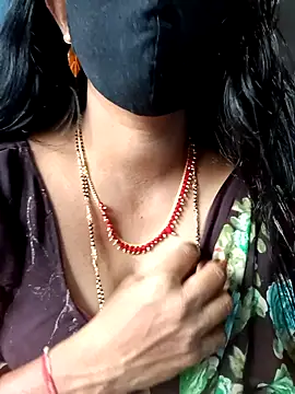 Snapshot of sweet-mahi chatting on 3, 12, 2024 sweet-mahi online show from 3, 12, 2024