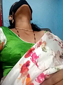 Snapshot of sweet-mahi chatting on 4, 12, 2024 sweet-mahi online show from 4, 12, 2024