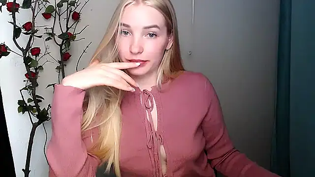 Queen ofLove online show from 6, 4, 2026