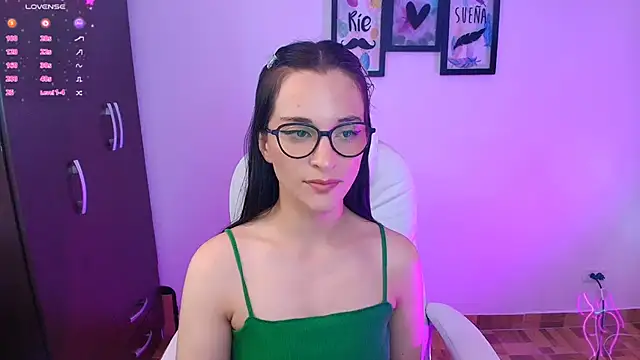 Snapshot of mariaan_m_ chatting on 25, 2, 2025 mariaan m  online show from 25, 2, 2025
