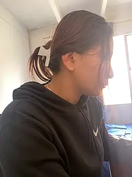 Snapshot of Keittly_ chatting on 14, 12, 2024 Keittly online show from 14, 12, 2024