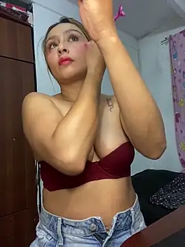 Snapshot of Keittly_ chatting on 5, 2, 2025 Keittly online show from 5, 2, 2025