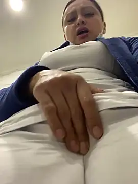 Snapshot of Keittly_ chatting on 18, 11, 2025 Keittly online show from 18, 11, 2025