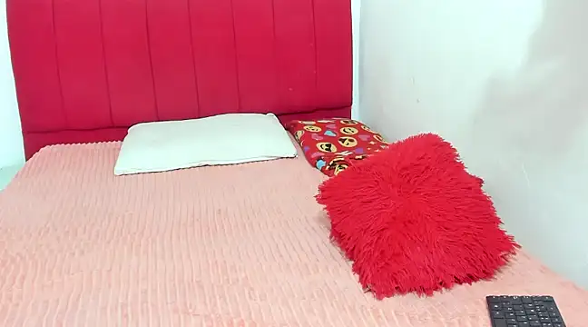 Snapshot of Lunaynick chatting on 14, 12, 2024 Lunaynick online show from 14, 12, 2024