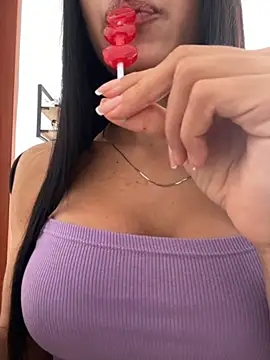 Lolitacooper online show from 2, 10, 2025