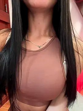 Lolitacooper online show from 4, 11, 2025