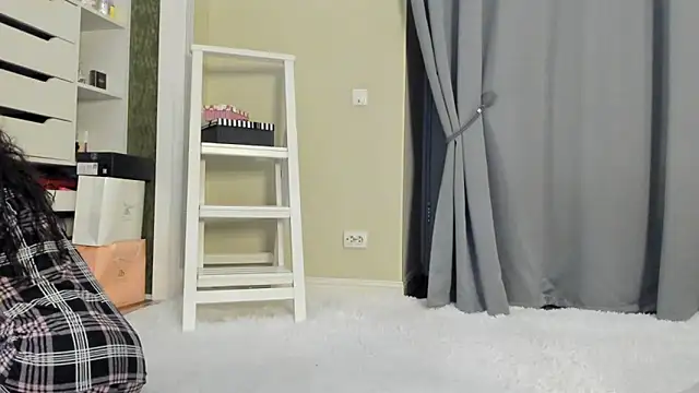 Snapshot of Baby_Jewel chatting on 21, 10, 2025 Baby Jewel online show from 21, 10, 2025