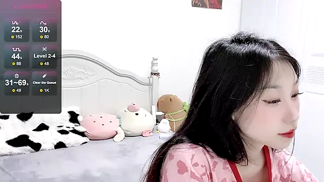 Snapshot of MMiao-66u chatting on 23, 12, 2024 MMiao-66u online show from 23, 12, 2024