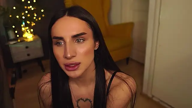 Snapshot of Kim_Oberlin_ chatting on 22, 12, 2024 Kim Oberlin online show from 22, 12, 2024