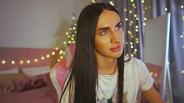 Snapshot of Kim_Oberlin_ chatting on 24, 12, 2024 Kim Oberlin online show from 24, 12, 2024