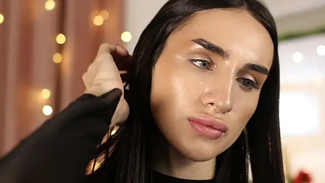 Snapshot of Kim_Oberlin_ chatting on 4, 1, 2025 Kim Oberlin online show from 4, 1, 2025