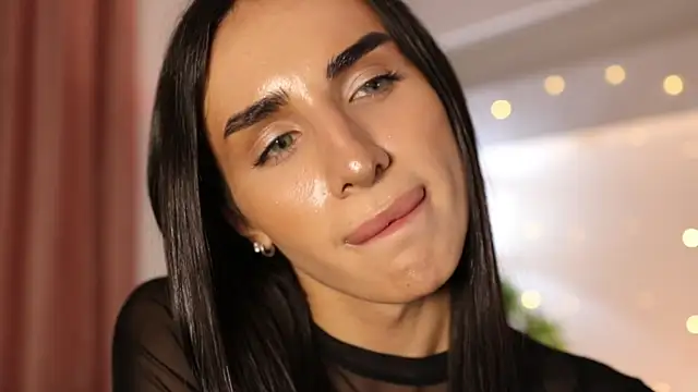 Snapshot of Kim_Oberlin_ chatting on 12, 2, 2025 Kim Oberlin online show from 12, 2, 2025