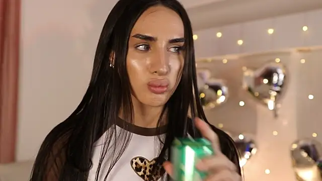 Snapshot of Kim_Oberlin_ chatting on 17, 2, 2025 Kim Oberlin online show from 17, 2, 2025