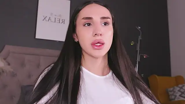 Snapshot of Kim_Oberlin_ chatting on 5, 10, 2025 Kim Oberlin online show from 5, 10, 2025