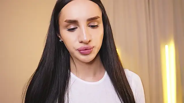 Snapshot of Kim_Oberlin_ chatting on 21, 10, 2025 Kim Oberlin online show from 21, 10, 2025