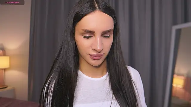 Snapshot of Kim_Oberlin_ chatting on 5, 11, 2025 Kim Oberlin online show from 5, 11, 2025