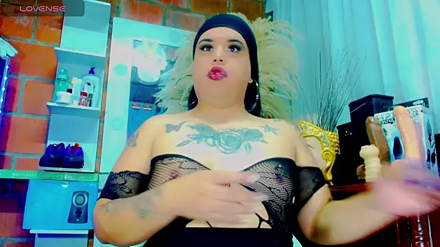 nauthyvalentina online show from 13, 2, 2026