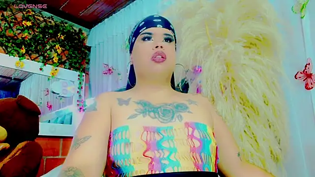 Snapshot of nauthyvalentina chatting on 8, 3, 2026 nauthyvalentina online show from 8, 3, 2026