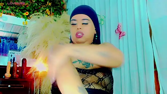 Snapshot of nauthyvalentina chatting on 17, 3, 2026 nauthyvalentina online show from 17, 3, 2026