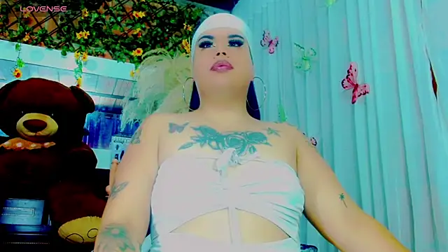 Snapshot of nauthyvalentina chatting on 18, 3, 2026 nauthyvalentina online show from 18, 3, 2026