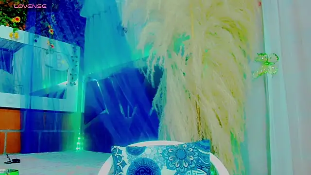 Snapshot of nauthyvalentina chatting on 11, 4, 2026 nauthyvalentina online show from 11, 4, 2026