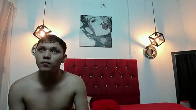 couple lovelyds online show from 29, 1, 2025