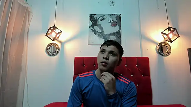 couple lovelyds online show from 29, 1, 2025