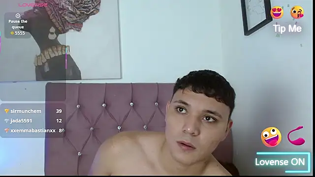 couple lovelyds online show from 14, 10, 2025