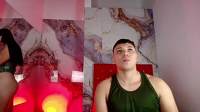 couple lovelyds online show from 14, 12, 2025