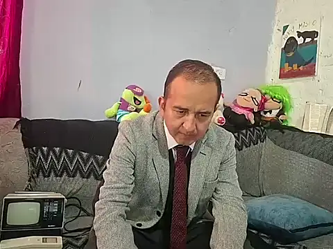 yazforeSolo online show from 12, 9, 2025