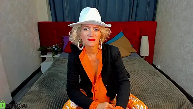 Snapshot of Luna__Lewis chatting on 17, 2, 2026 Luna Lewis online show from 17, 2, 2026