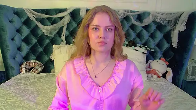 SelinSwarovski online show from 30, 10, 2025