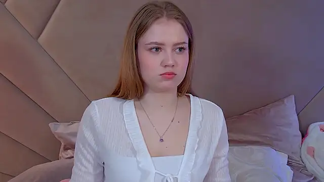 SelinSwarovski online show from 3, 12, 2025