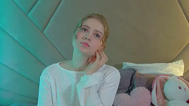 SelinSwarovski online show from 4, 3, 2026