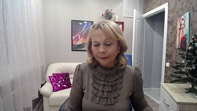 Snapshot of Milla_Cutie18 chatting on 25, 12, 2024 Milla Cutie18 online show from 25, 12, 2024