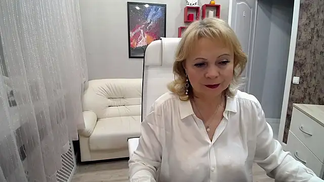 Snapshot of Milla_Cutie18 chatting on 21, 11, 2025 Milla Cutie18 online show from 21, 11, 2025