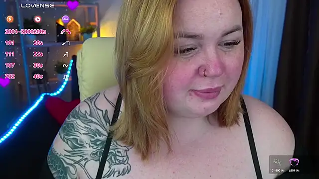 ZaraReignn online show from 7, 3, 2025