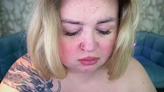 ZaraReignn online show from 20, 3, 2026