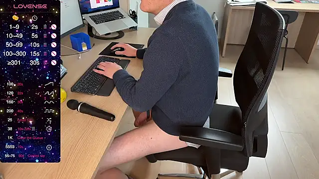 Snapshot of ikbeneendikkelul chatting on 15, 1, 2025 ikbeneendikkelul online show from 15, 1, 2025