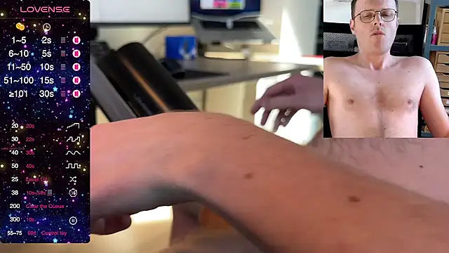 Snapshot of ikbeneendikkelul chatting on 18, 3, 2025 ikbeneendikkelul online show from 18, 3, 2025