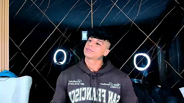 Owen Muzcle online show from 1, 11, 2025