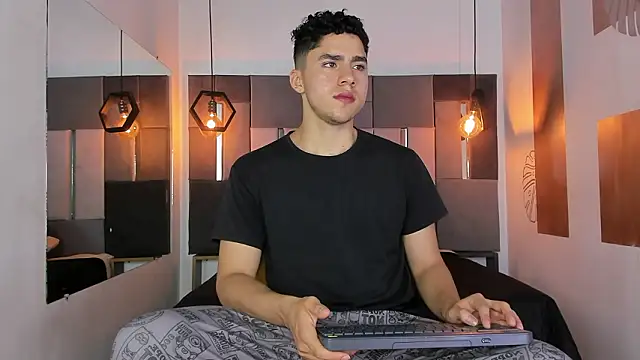 Snapshot of LiamNovak chatting on 15, 2, 2026 LiamNovak online show from 15, 2, 2026