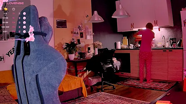 Snapshot of KatiKate chatting on 27, 11, 2025 KatiKate online show from 27, 11, 2025