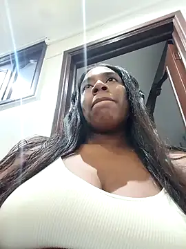 Snapshot of KloheCurvy chatting on 7, 12, 2024 KloheCurvy online show from 7, 12, 2024