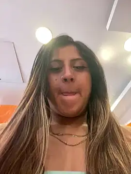 girl anni online show from 29, 1, 2025