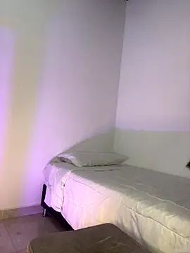 Snapshot of Blancanievess chatting on 13, 10, 2025 Blancanievess online show from 13, 10, 2025