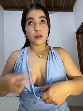 Snapshot of Blancanievess chatting on 26, 10, 2025 Blancanievess online show from 26, 10, 2025