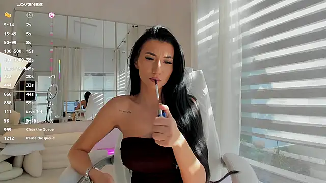 missdiamond  online show from 30, 10, 2025