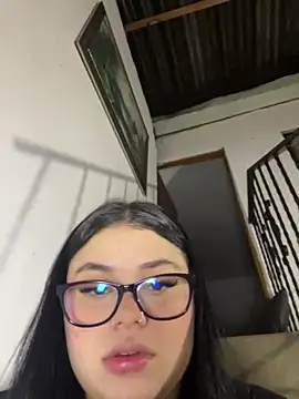 Snapshot of alissonfernandez_ chatting on 29, 5, 2026 alissonfernandez online show from 29, 5, 2026