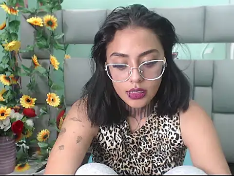 Snapshot of Lovely_celeste chatting on 3, 12, 2024 Lovely celeste online show from 3, 12, 2024